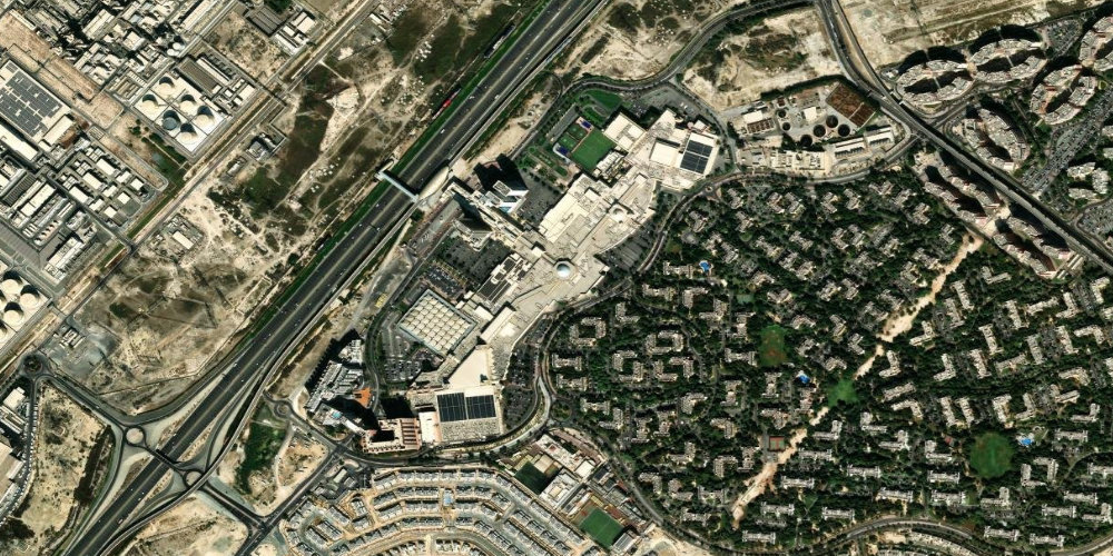 Молл Ибн Баттута from satellite