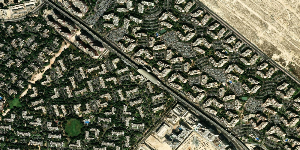 Станция метро The Gardens со спутника